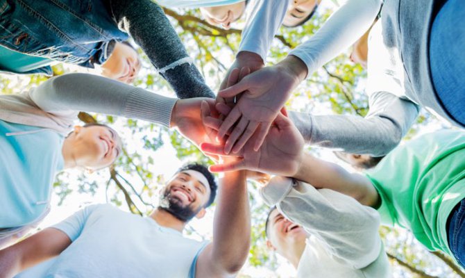 Volontariato ESC in Francia: comunicazione e creatività presso un centro sociale