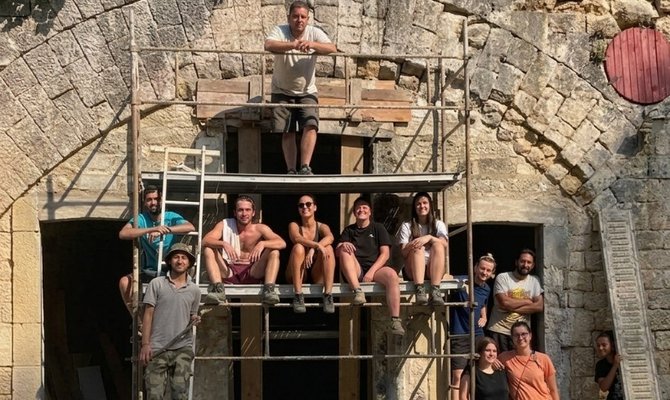 Campo di volontariato in Francia: ricostruire una storica fortezza del XIX secolo