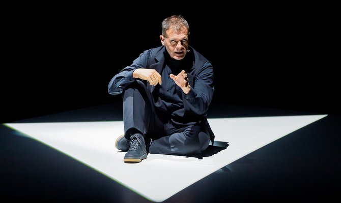 Stefano Massini porta “Mein Kampf” a Ferrara - Teatro Comunale Ferrara